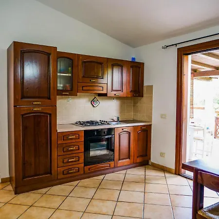 L'ulivo Nyaraló Budoni